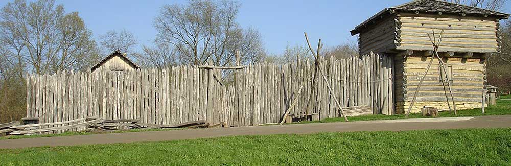 Apple River Fort replica, Elizabeth, Illinois, USA