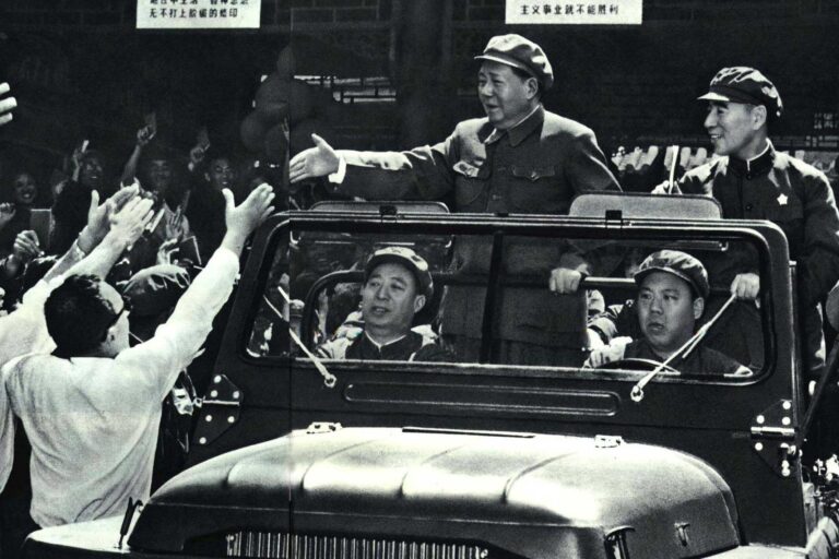 Mao Zedong's China: A Journey from Hope to Havoc